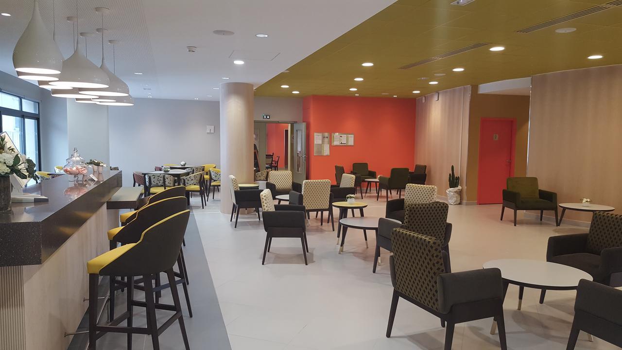 Residence Seniors Domitys Les Hautes Feuilles Reims Luaran gambar